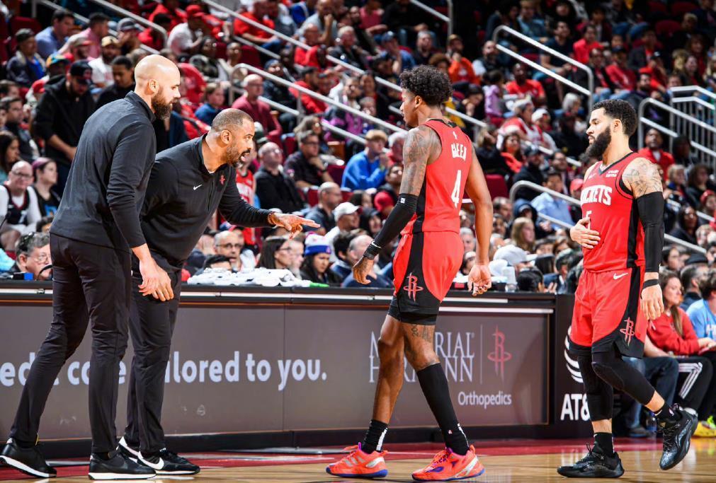 背靠背第2场，客场对阵掘金！火箭队又一人缺阵！轮换阵容仅剩8人